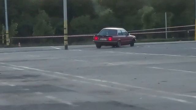BMW E30 KZK MotorSportKlub Zjazdowa смотреть онлайн
