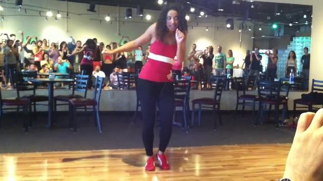 La Alemana bachata workshop (with counts) смотреть онлайн