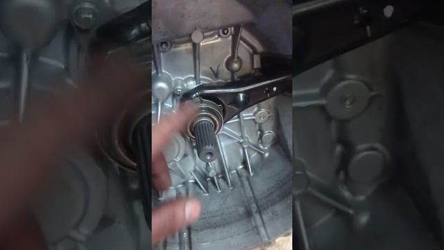 Новая Лада Гранта Шум в КПП смотреть онлайн