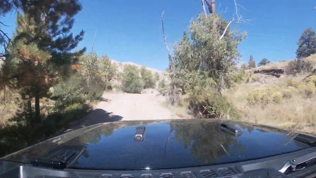 Starting out on Medano Pass Primitive Road смотреть онлайн
