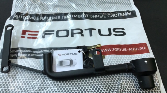 Рено Дастер с механической коробкой передач. Установка противоугонного замка Фортус (мультилок) смотреть онлайн