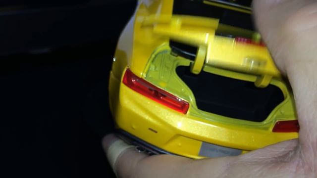 Miniatura Chevrolet Camaro SS 2016 Maisto1/18 смотреть онлайн