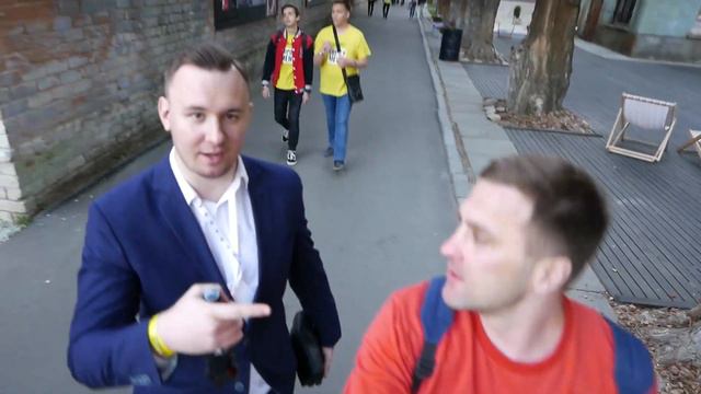 VLOG ● МИЛЛИОН ПОДПИСЧИКОВ ● ВИДЕОЖАРА ● ДОМ ПОД ЗЕМЛЕЙ - 4 МЛН ПРОСМОТРОВ ● ЮТУБЕР МАРТЫНЕНКО смотреть онлайн