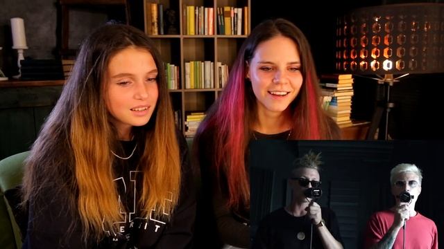 Girls React. Mad Twinz - Say my name. React to beatbox. смотреть онлайн