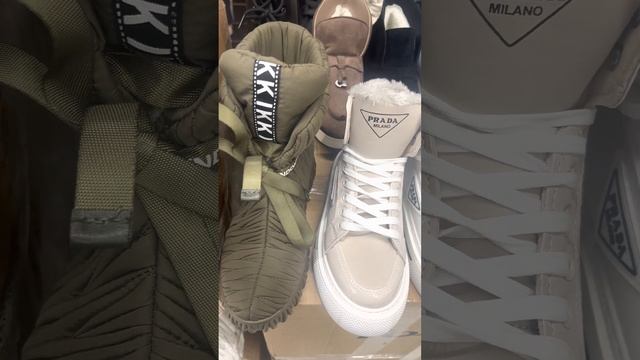 Модные зимние ботинки Prada 2023 смотреть онлайн