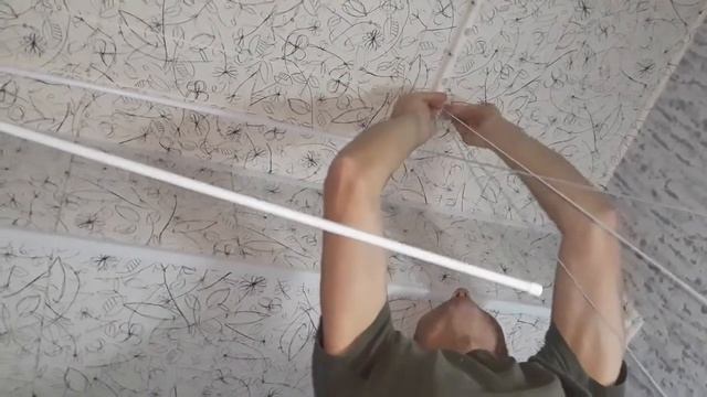 ПОТОЛОЧНАЯ СУШИЛКА ДЛЯ БЕЛЬЯ / Сушилка под потолком на балконе / УЮТНЫЙ БЫТ смотреть онлайн