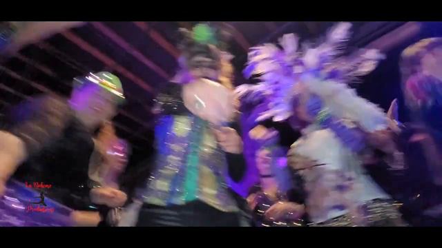 "House of the Rising Sun" La Boheme style by Maitland Ward at the 2023 Marti Gras Santa Barbara. смотреть онлайн