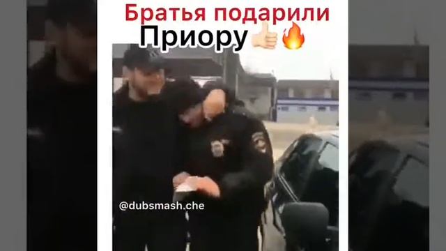 Видео Друзья подарили Приору. смотреть онлайн