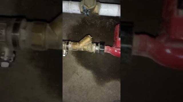 Устранение Шума циркуляционного насоса шум центробежного насоса отопления смотреть онлайн