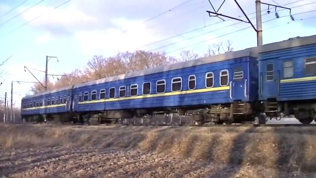ЧС4-019 (КВР) с поездом 658 Чернигов - Москва смотреть онлайн