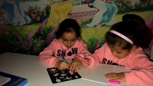 Рисуй Светом. Очень интересно. Детишки рады смотреть онлайн