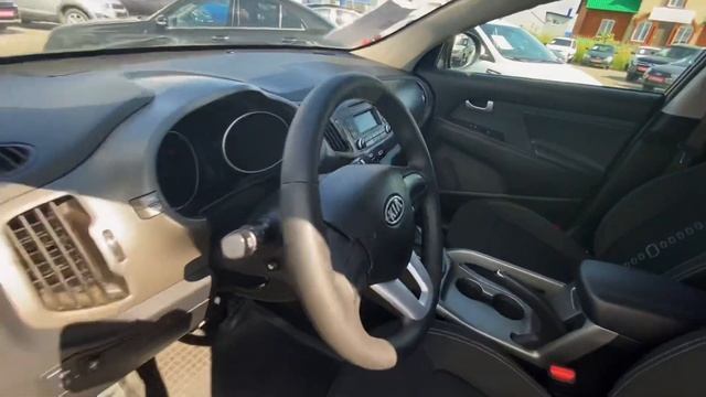Kia Sportage (чёрный) смотреть онлайн