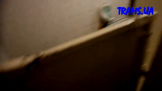 Самый вонючий туалет в метро на Хрещатике и страные створки так что у метро есть туалеты но вонючие смотреть онлайн