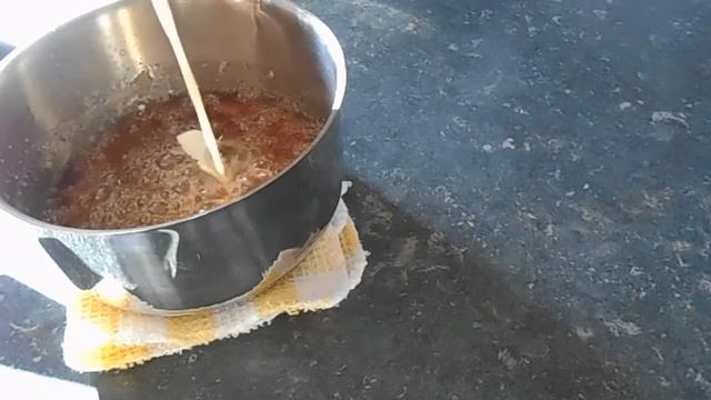 Карамельный соус, жидкая карамель смотреть онлайн