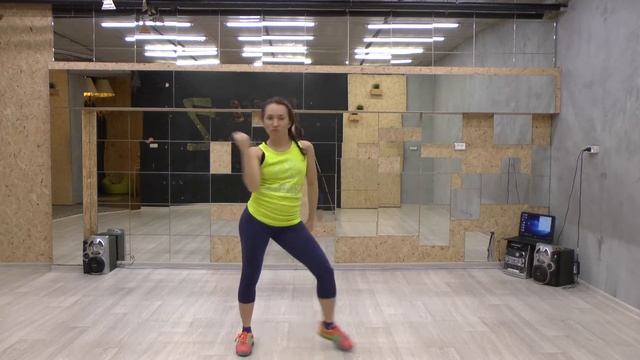 ZUMBA FITNESS / Fiebre - Ricky Martin feat. Wisin & Yandel смотреть онлайн