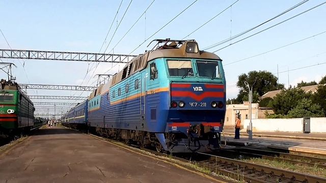 Отправление ЧС7-211 с поездом №564 Кривой Рог - Одесса смотреть онлайн