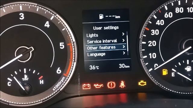 Hyundai Venue Images, Mileage, Features, Reviews in HINDI GAADI GURU смотреть онлайн