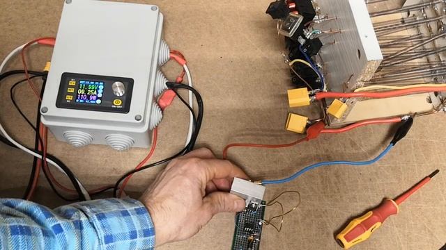 Стабилизатор тока (самодел). смотреть онлайн