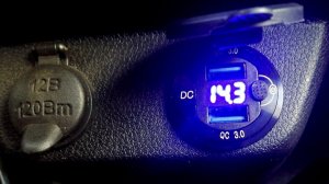 USB розетка на Ниву Легенд