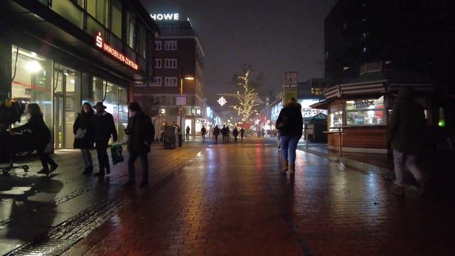Germany - Kiel Walking Tour (4k Ultra HD 60fps) Nightlife in Kiel смотреть онлайн