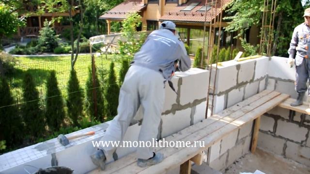 Строительство частного дома на монолитном железобетонном каркасе с заполнением газобетоном смотреть онлайн