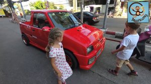 Дети и машины, спасаем краба. МанкиТайм в Таиланде.