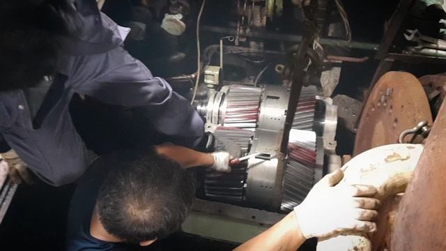 У шамана три руки_со Шклярским