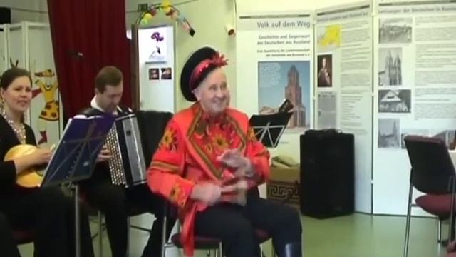 Russische Souvenir(Русский сувенир)  - Löffelspiller Artur Koenig