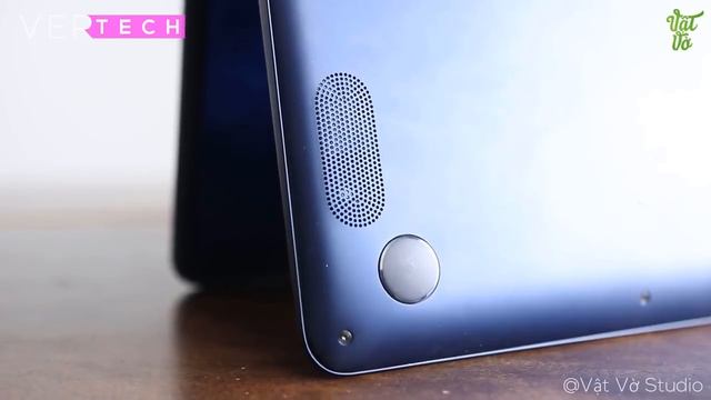 ASUS ZenBook UX430UA Review! - Best Student Laptop! смотреть онлайн
