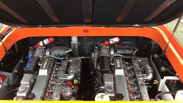 Yamaha ME422/421 Engines Running смотреть онлайн