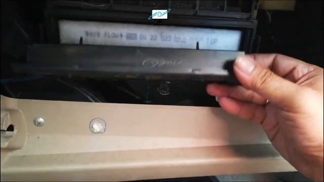 Suzuki Ertiga  How To Check Or Replace Cabin Filter