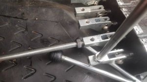 На экскаватор ЮМЗ ставят болгарский вместо 2х гидрораспределителей Р100