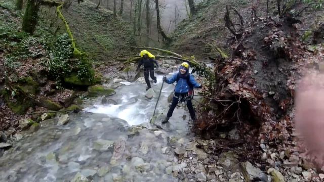 река Ах-цу и мокрый поход вверх по реке смотреть онлайн
