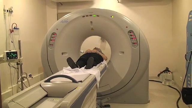 TAC helicoidal Creu Blanca смотреть онлайн