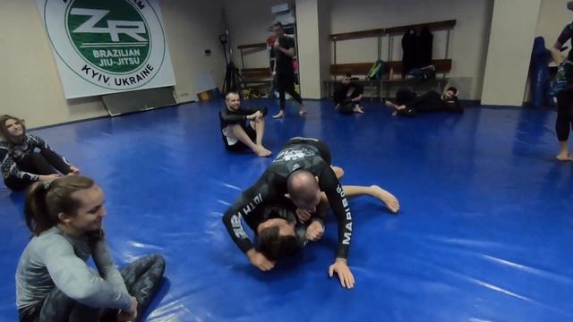 Поездка к 10 Planet black belt - Gregor Strakl. Киев. Vlog #1 смотреть онлайн