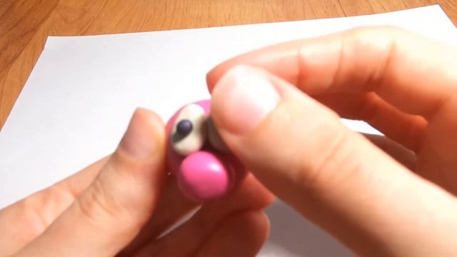 Как слепить розового Поросеночка из пластилина? Легкие поделки для детей/Видео лепка смотреть онлайн