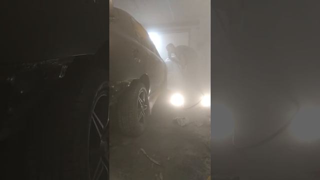 Покрытие лаком. Второй полный слой. лачу Лак hs U-pol. С разбавлением 30% смотреть онлайн