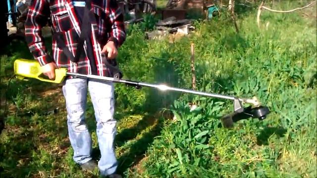 Электротриммер в работе смотреть онлайн