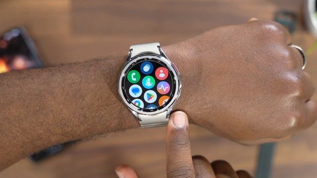 I’M TORN! Galaxy Watch 6 Classic - Weeks Later HONEST Review! смотреть онлайн