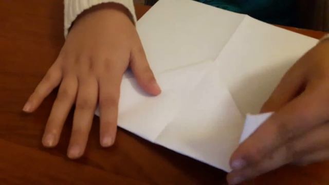 Как сделать бумажный сомолет