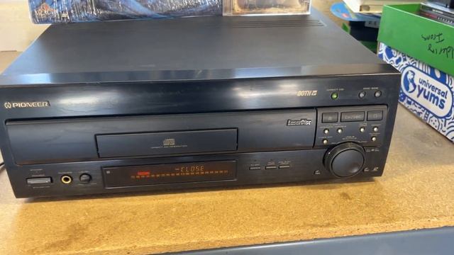 Pioneer CLD D703 Laser Disc Player; Tested Works Great смотреть онлайн