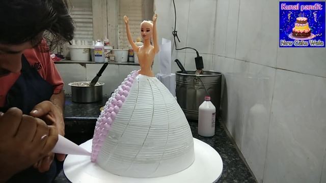 Barbie Doll Cake Kaishe Banaye |Doll Cake Recipe |Doll Cake Design |New Cake Wala