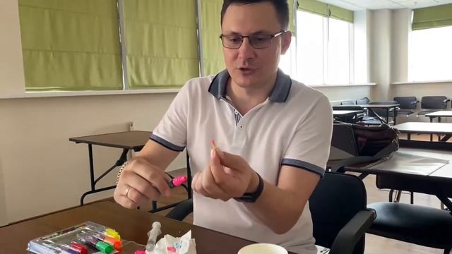 Флуоресцентные (неоновые) маркеры для стеклянных досок. Инструкция как активировать маркер. смотреть онлайн