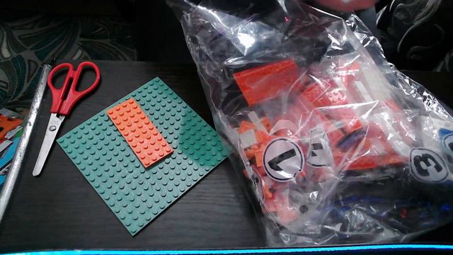 Распаковка LEGO Набора ● Minecraft Лисья хижина смотреть онлайн