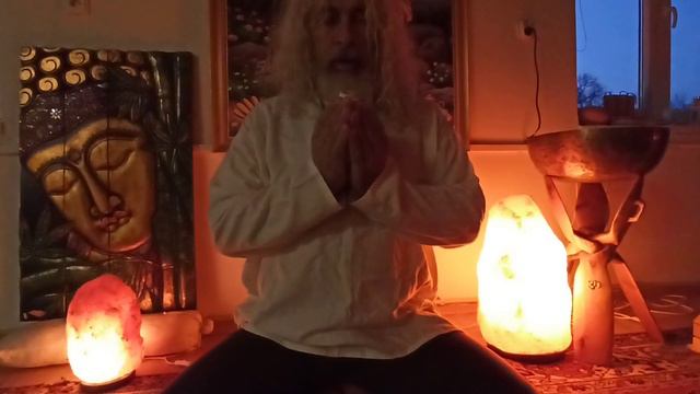 MAHA MRITJUNDJAYA MANTRA - Daniel Máčovský - Swami Dayananda смотреть онлайн