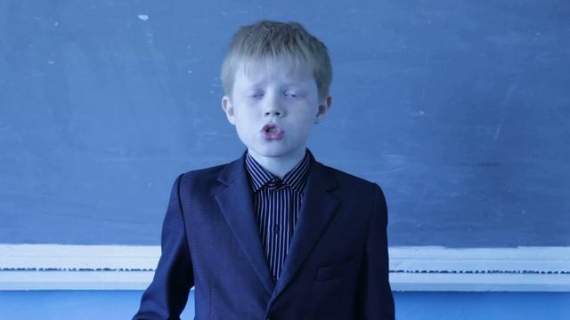 Выразительное чтение стихотворения (Муса Джалиль "Варварство" смотреть онлайн