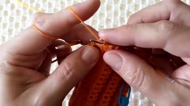 Какой богатый узор, для носочков, шапки, кардигана. Попробуй будешь только таким узором вязать. смотреть онлайн