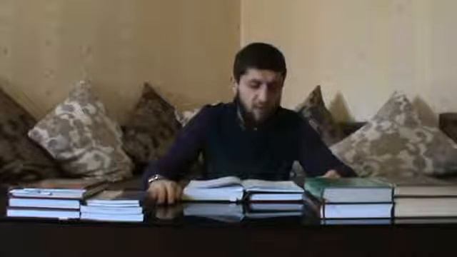 Шевеление пальцем в намазе Аттахият смотреть онлайн