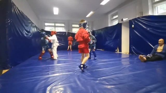 РАЗДЕЛ БОРЬБА И СПАРИНГИ ПО БОЕВОМУ САМБО. САМБО ДЕТИ смотреть онлайн