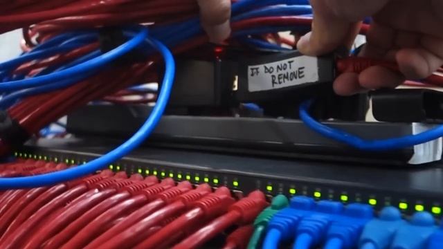 Introducing the LAN Turtle by Hak5 смотреть онлайн
